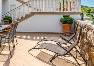 Amazing apartment in Jasenice with WiFi