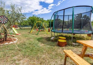 Amazing Apartment In Pula With Wifi