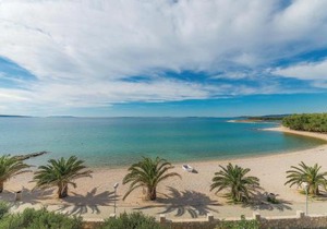 Amazing Apartment In Vlasici