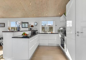 Amazing home in Faaborg with WiFi