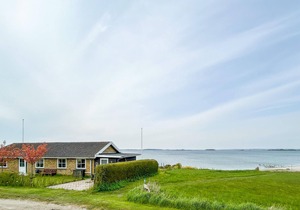 Amazing home in Faaborg with WiFi