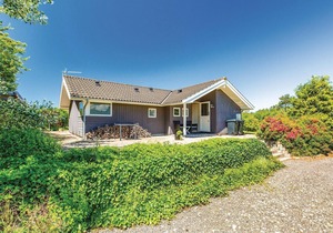 Amazing home in Slagelse with kitchen