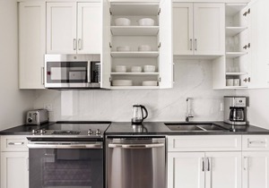 Amazing Somerville 1BR w/Gym & W/D, near Green Line, by Blueground