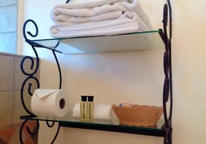 AMAZING STUDIO CONDO 2 BLOCKS FROM THE BEACH