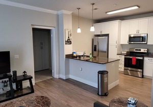 Amazing vacation & shopping in San Diego 2 suits and 3 bath FB1