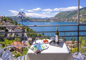 Amazing View on como lake Apartment, Blevio, Italy