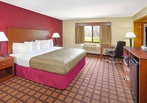 AmericInn by Wyndham Burlington