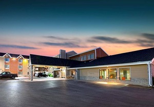 AmericInn by Wyndham Iron River