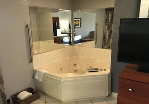 AmericInn by Wyndham Ankeny/Des Moines
