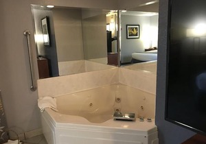 AmericInn by Wyndham Ankeny Des Moines