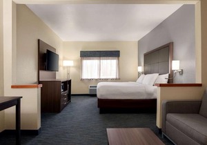 AmericInn by Wyndham Appleton West