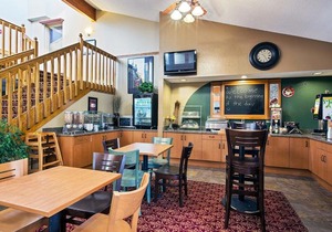 AmericInn by Wyndham Ham Lake