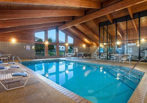 AmericInn by Wyndham Mankato Conference Center