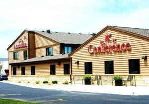 AmericInn by Wyndham Mankato Event Center