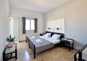 Anna Apartment 50 meters from the sea