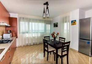 Ap. 22 F Linda Residence