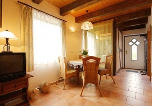 Apartment 1 - Fewos "Storchenhof" near the lake