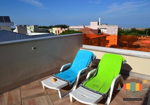 Apartment 2 bedrooms and pinewood view P2 44