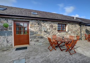 Apartment ∙ 2 bedrooms ∙ 4 guests