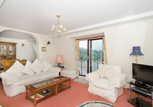 Apartment ∙ 3 bedrooms ∙ 6 guests