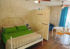 APARTMENT 4 SLEEPS IN A VILLA ONLY 100MT FROM THE SEA OF SAND