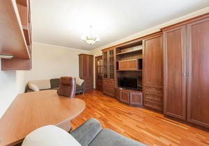 Apartment at Anokhina Akademika 5