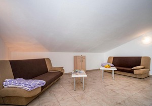 Apartment B&B-5 by Interhome