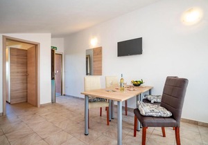 Apartment B&B-5 by Interhome