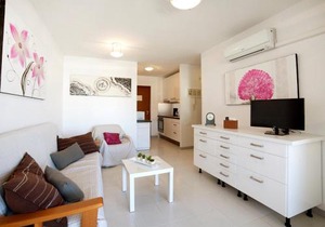 Apartment Esmeralda 02 by Interhome