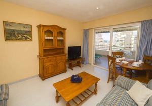 Apartment Esmeralda 311A with Sea View, Pool & Wi-Fi