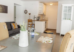 Apartment ∙ Ferienwohnung Ranch-Hufeisen, 90qm, 2 Schlafzimmer, max. 2 Erwachsene und 2 Kinder