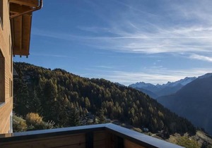 Apartment Huwetz 3 1-2 Zimmerwohnung by Interhome