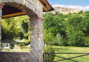 Apartment in Chiusdino with terrace
