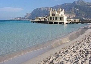 Apartment In The Heart Of Historical Centre of Palermo