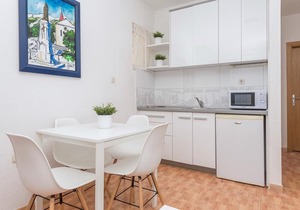 Apartment Ivi - 100 m from pebble beach: A2(2+2) - Drasnice, Riviera Makarska, Croatia