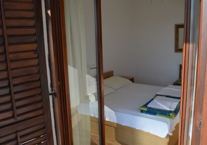 Apartment Jozo - 150 m from pebble beach: A2(2) - Gradac, Riviera Makarska, Croatia