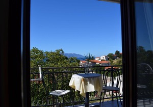 Apartment Jozo - 150 m from pebble beach: A1(2) - Gradac, Riviera Makarska, Croatia