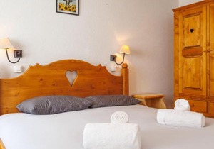 Apartment Les Cimes by Interhome