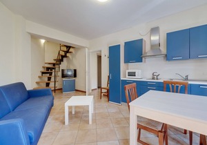 Apartment on Lake Idro with Pool