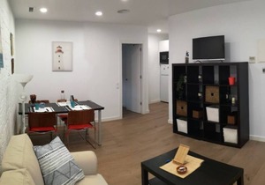 Apartment PB 30min Sagrada Familia, 10 min beach