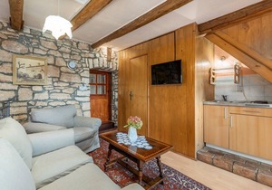 Apartment Peresiji AUC with Shared pool