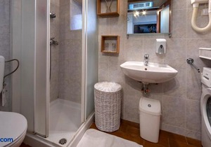 Apartment Pod Lipom