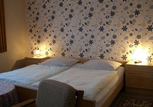 Apartment, shower and bath, toilet, 2 bed rooms