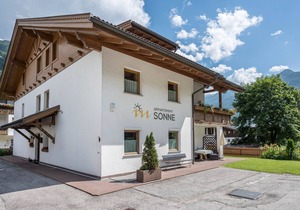 'Apartment Sonne Nr. 20' with Mountain View, Garden & Wi-Fi