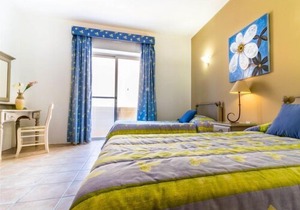 Apartment Ta Frenc Apartments in Ghasri - 4 persons, 2 bedrooms