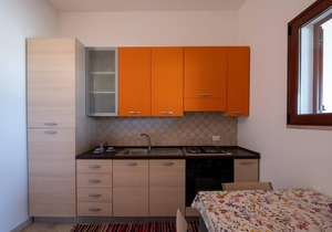 Apartment 'Villa Maddalena - Monolocale 2' close to the Sea with Garden & Wi-Fi