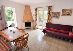 Apartment Villa Laura by Interhome