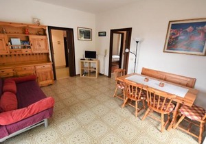 Apartment Villa Laura by Interhome