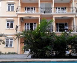 Apartment With 3 Bedrooms In Pereybere, With Shared Pool, Enclosed Garden And Wifi - 600 M From The Beach