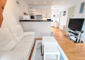 Apartment with parking space and Wifi in the center of PERROS-GUIREC